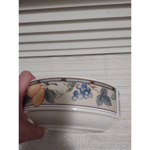 Mikasa Intaglio Garden Harvest fruit pattern CAC29 stoneware soup cereal bowl - Picture 5 of 7